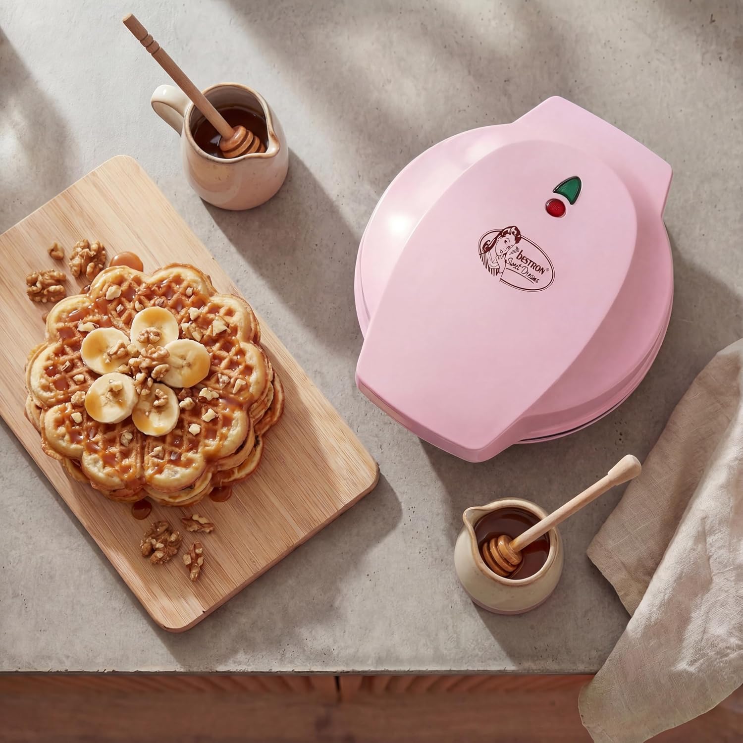 Bestron - Gaufrier rétro cœur - 700W - revêtement anti-adhésif, rose