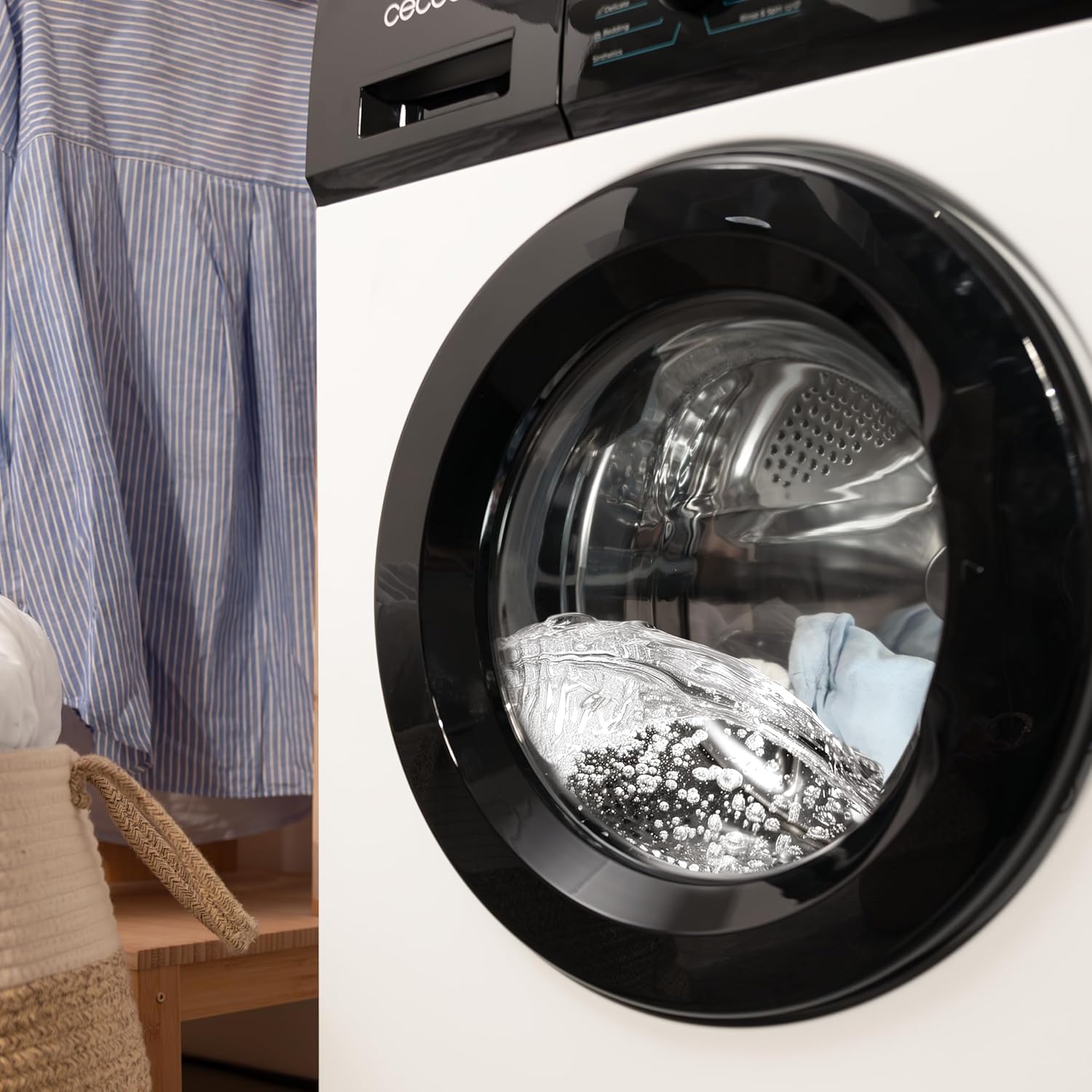 Cecotec - DressCode 620 E - 6 kg, 1000 RPM, 15 programmes, faible conso