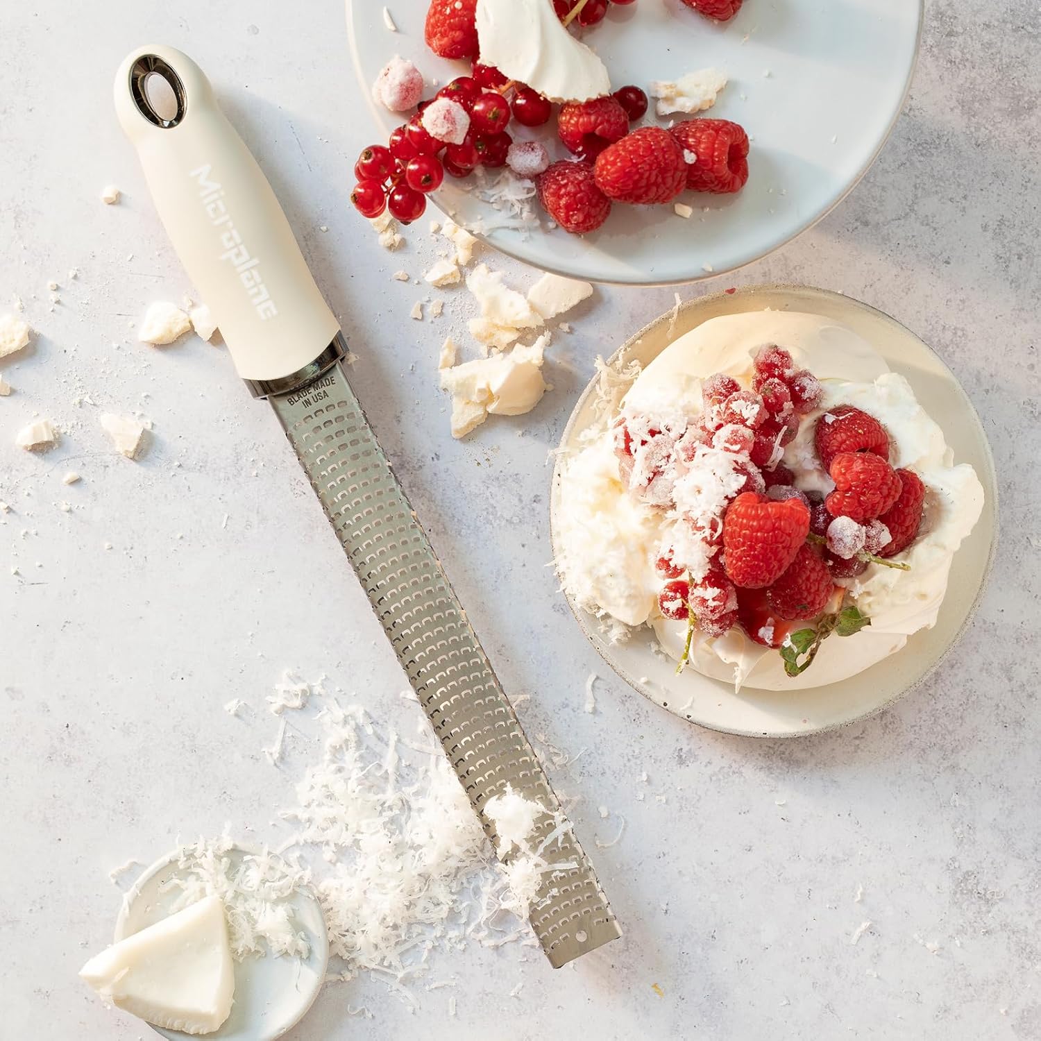 Microplane - Râpe à zesteur Beige Sable, lame fine, 32x3x3cm, Made in USA