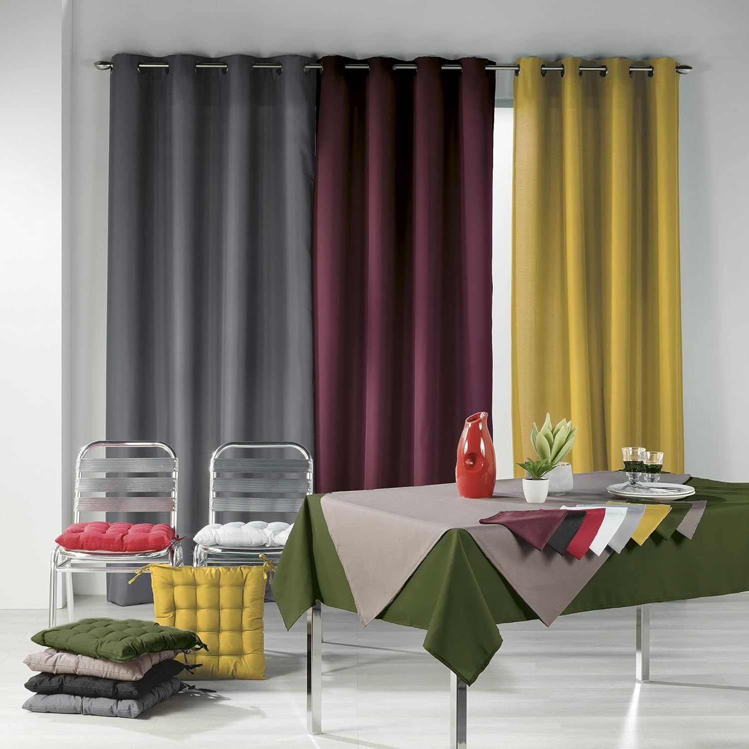 Nappe ronde - polyester uni essentiel bordeaux - 180 cm