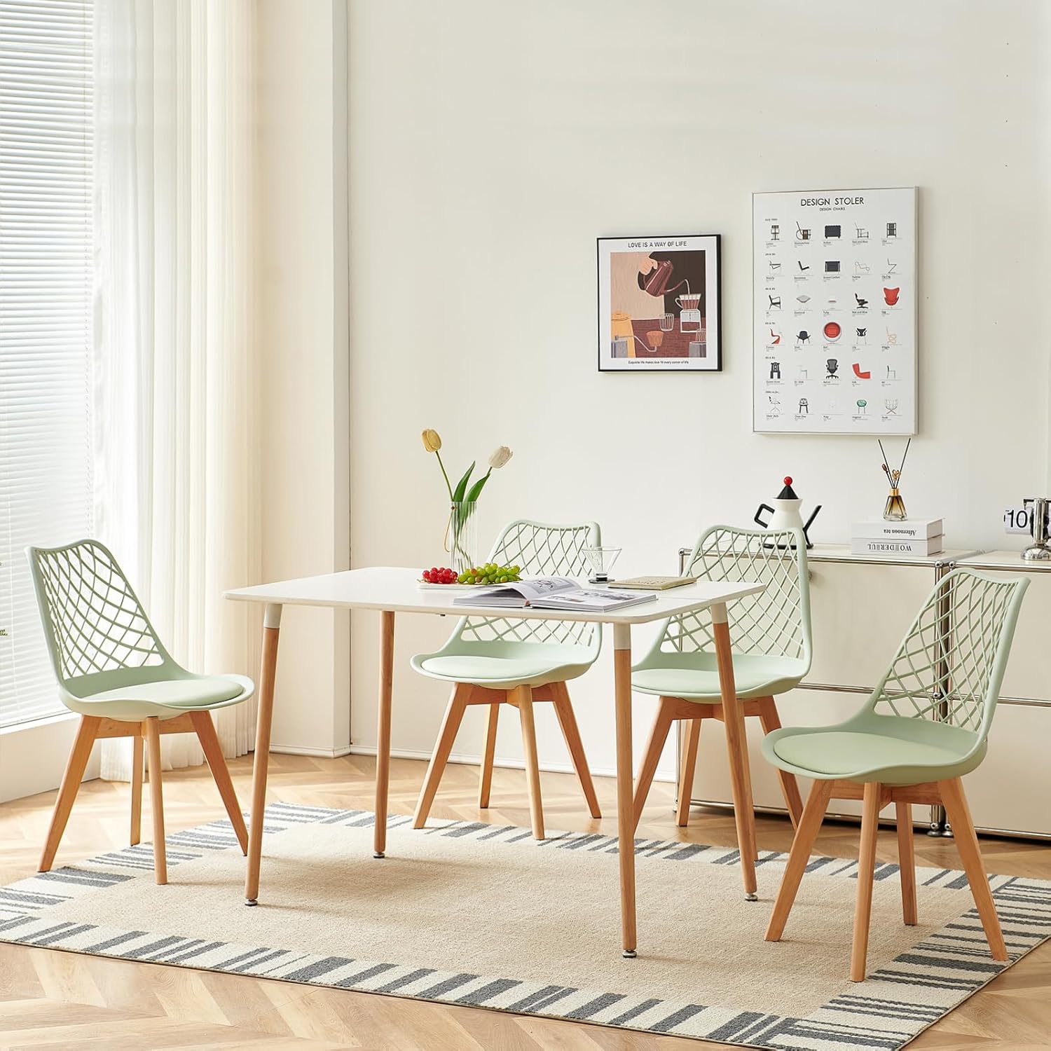 EGGREE - Chaises Scandinaves lot de 8 - Assise creusée, pieds hêtre, coussin, coloris vert