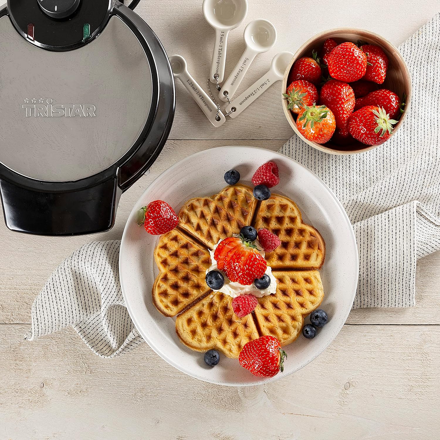 Tristar - moule à gaufres inox - 5 gaufres, noir, compact