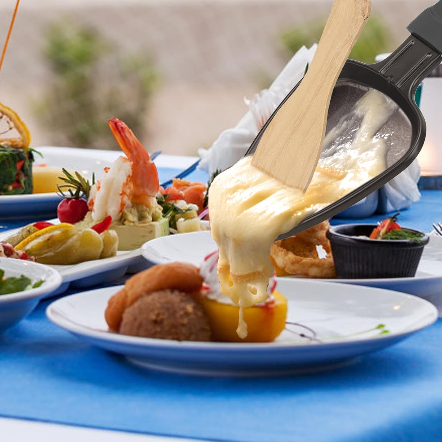 Poêlon à raclette - 8 pièces, triangle, revêtement antiadhésif, poignées isolées, 8 pelles