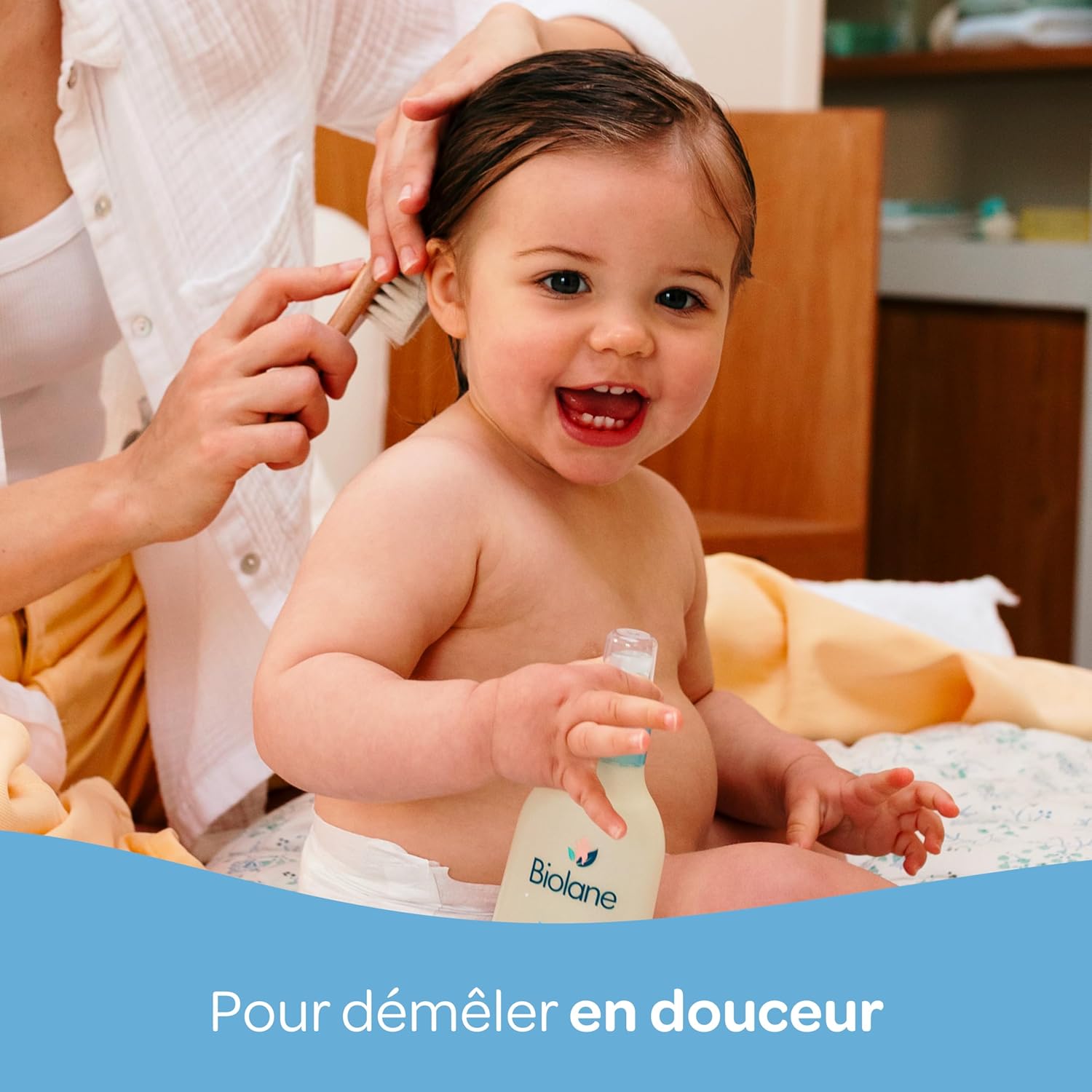 Biolane - Coffret Cheveux Démêlés - shampooing, spray, brosse douce - routine bébé, démêle en douceur, fabrication Franc